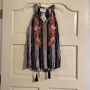 Savanna Jane embroidered top